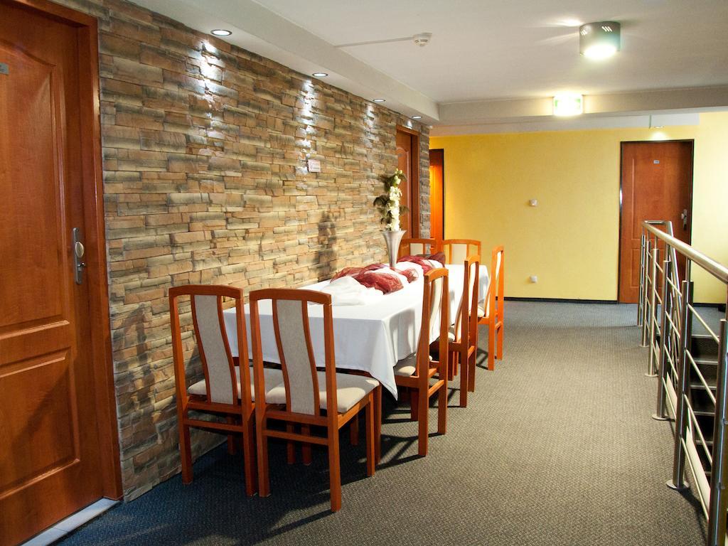 Hotel Zagiel Niewiesze Exterior photo
